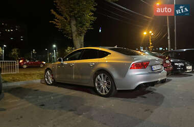 Лифтбек Audi A7 Sportback 2010 в 