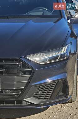 Лифтбек Audi A7 Sportback 2018 в 