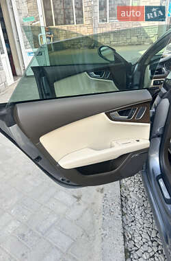 Лифтбек Audi A7 Sportback 2015 в 