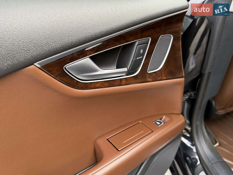 Лифтбек Audi A7 Sportback 2012 в Хмельницком