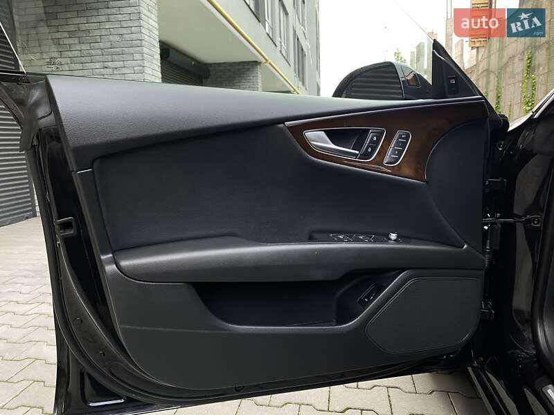 Лифтбек Audi A7 Sportback 2013 в Хмельницком