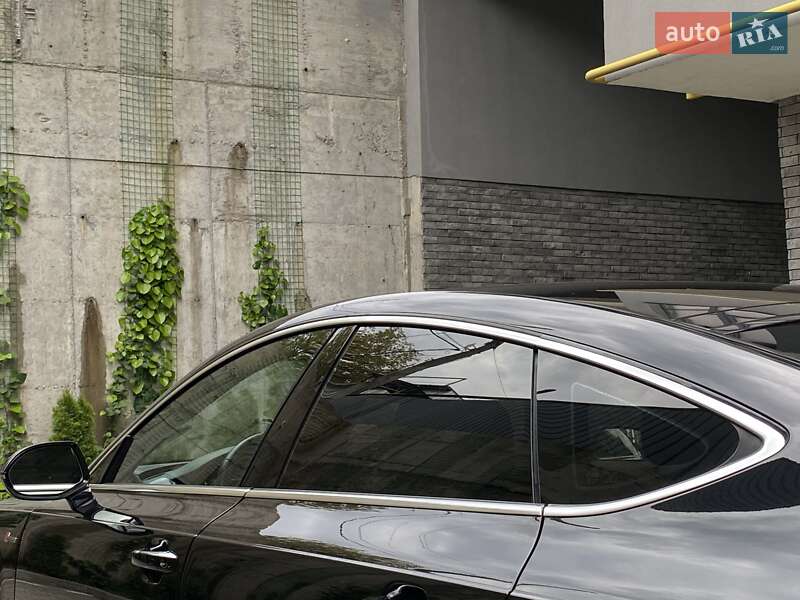 Лифтбек Audi A7 Sportback 2013 в Хмельницком