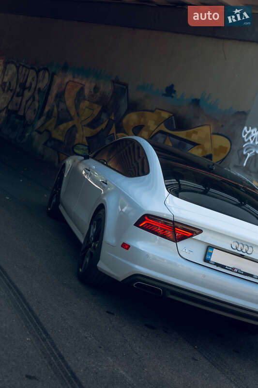 Лифтбек Audi A7 Sportback 2015 в Киеве