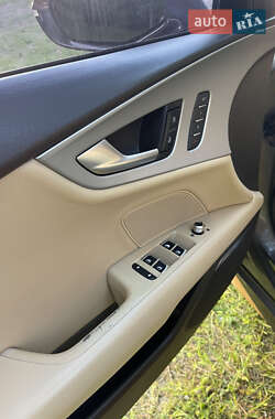 Лифтбек Audi A7 Sportback 2011 в 