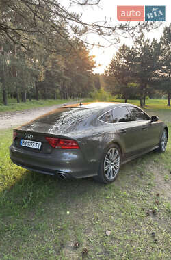 Лифтбек Audi A7 Sportback 2011 в 