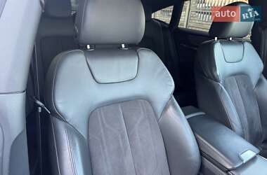 Лифтбек Audi A7 Sportback 2018 в 
