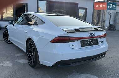 Лифтбек Audi A7 Sportback 2018 в 