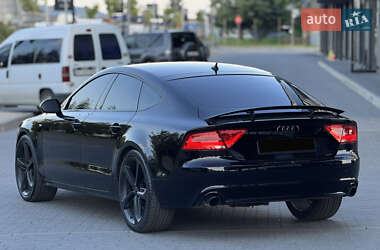 Лифтбек Audi A7 Sportback 2011 в 