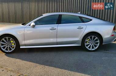 Лифтбек Audi A7 Sportback 2012 в 