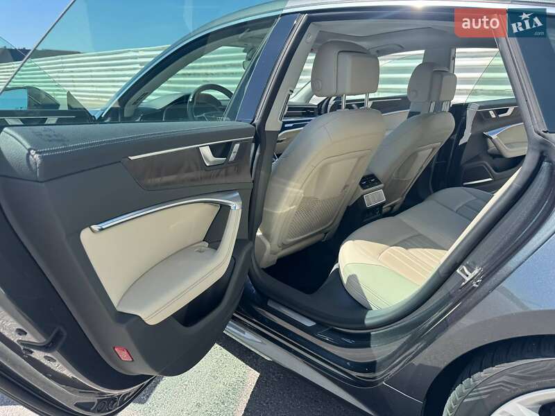 Лифтбек Audi A7 Sportback 2018 в Львове
