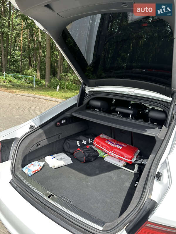 Лифтбек Audi A7 Sportback 2017 в Львове фото 50 Лифтбек Audi A7 Sportback 2017 в Львове