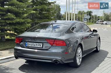 Лифтбек Audi A7 Sportback 2012 в 