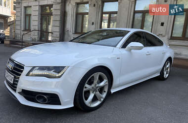 Лифтбек Audi A7 Sportback 2012 в 