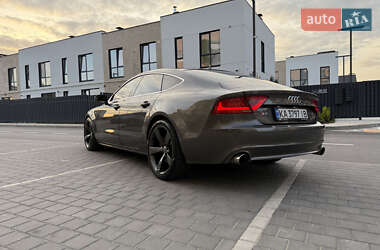 Лифтбек Audi A7 Sportback 2011 в 
