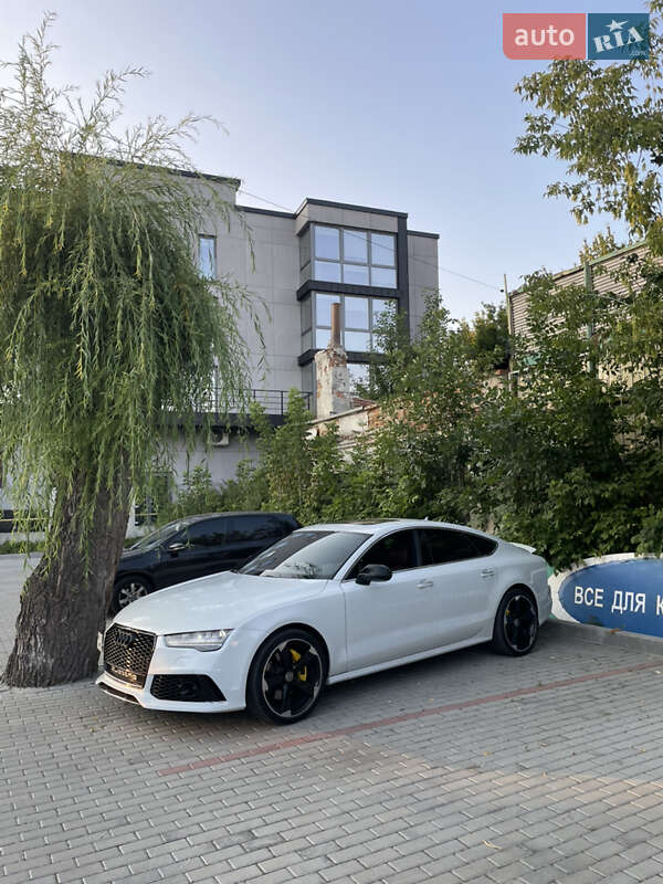 Лифтбек Audi A7 Sportback 2015 в Львове