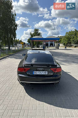 Лифтбек Audi A7 Sportback 2012 в 