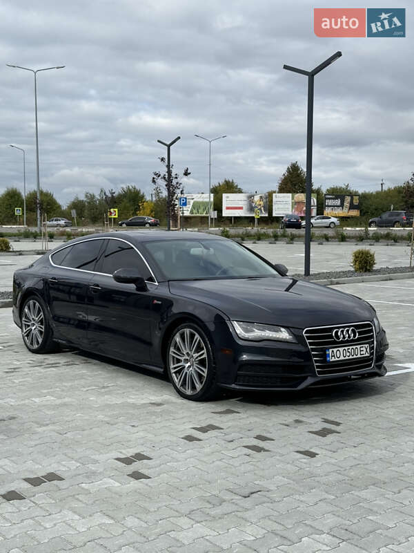 Лифтбек Audi A7 Sportback 2013 в 