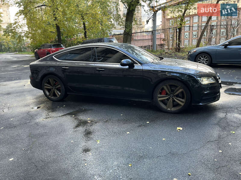 Лифтбек Audi A7 Sportback 2013 в Киеве