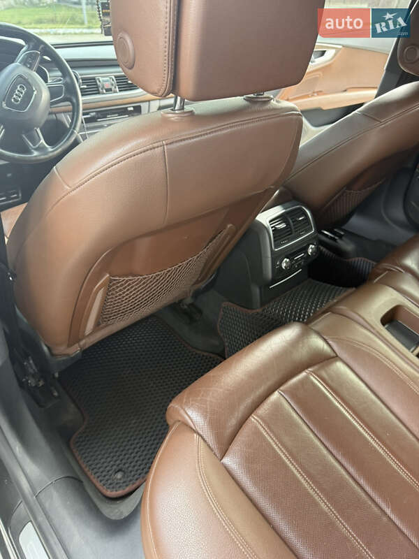Лифтбек Audi A7 Sportback 2012 в Гусятине