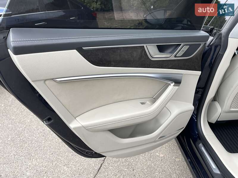 Лифтбек Audi A7 Sportback 2019 в Киеве фото 16 Лифтбек Audi A7 Sportback 2019 в Киеве