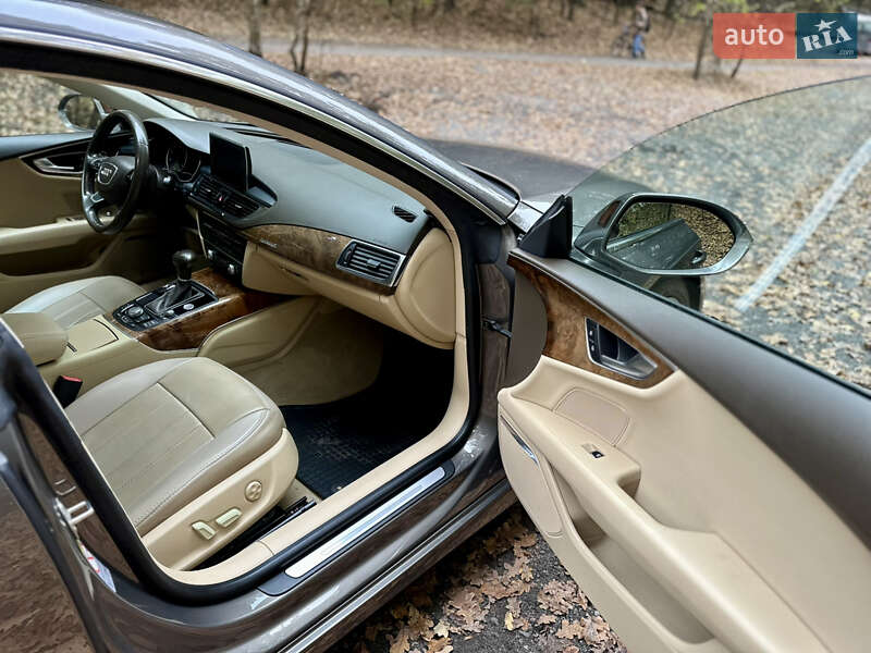 Ліфтбек Audi A7 Sportback 2012 в Києві фото 23 Ліфтбек Audi A7 Sportback 2012 в Києві