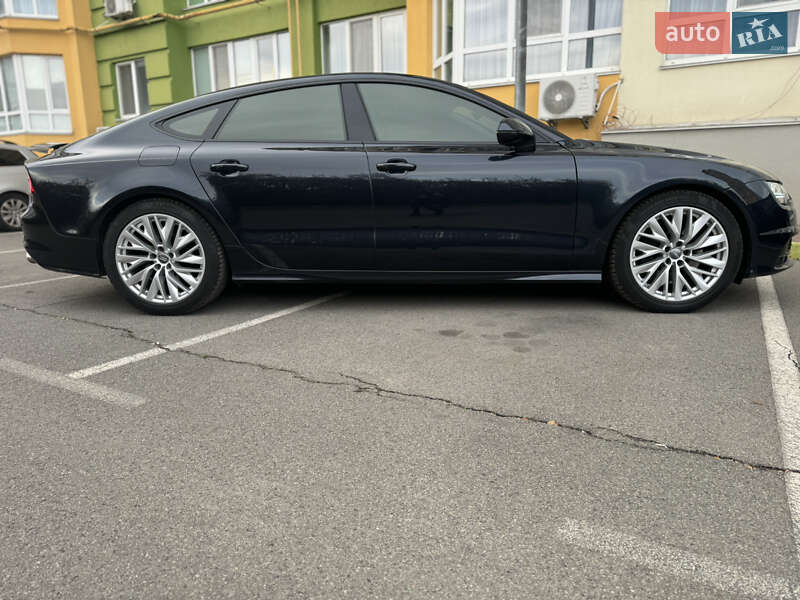 Лифтбек Audi A7 Sportback 2014 в Вишневом фото 19 Лифтбек Audi A7 Sportback 2014 в Вишневом
