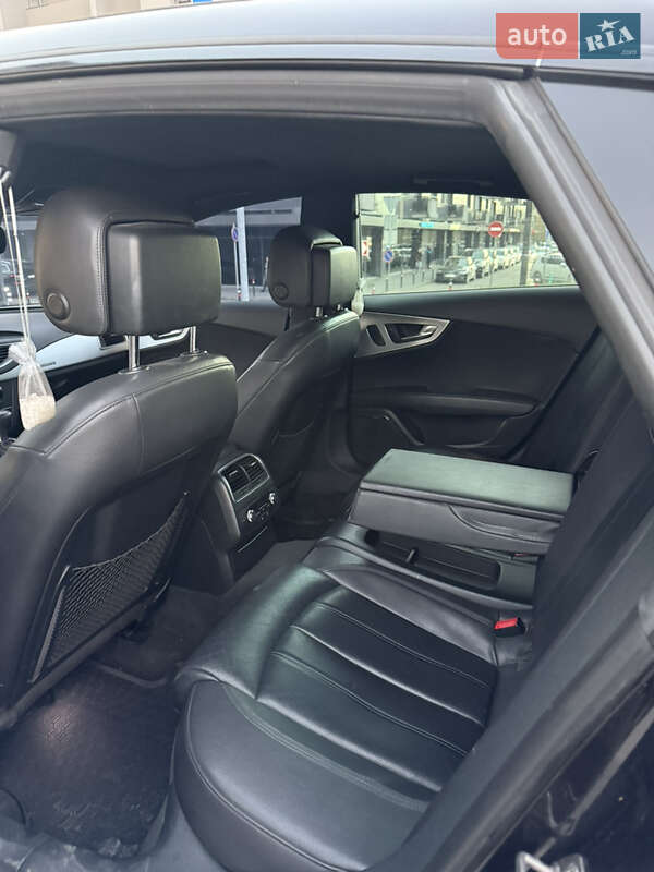 Ліфтбек Audi A7 Sportback 2012 в Львові фото 16 Ліфтбек Audi A7 Sportback 2012 в Львові