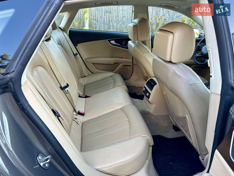 Лифтбек Audi A7 Sportback 2012 в Киеве фото 29 Лифтбек Audi A7 Sportback 2012 в Киеве