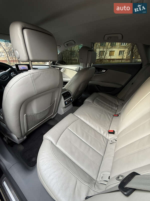 Лифтбек Audi A7 Sportback 2011 в Киеве фото 11 Лифтбек Audi A7 Sportback 2011 в Киеве