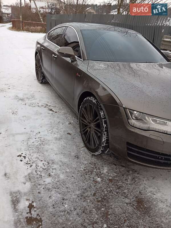 Лифтбек Audi A7 Sportback 2014 в Чернигове