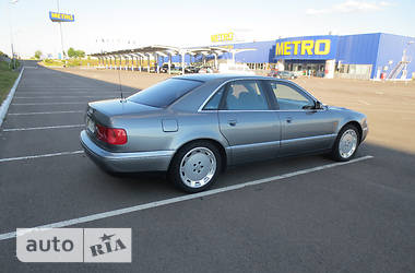Седан Audi A8 1998 в 