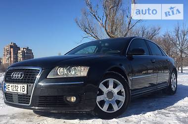 Седан Audi A8 2004 в Днепре