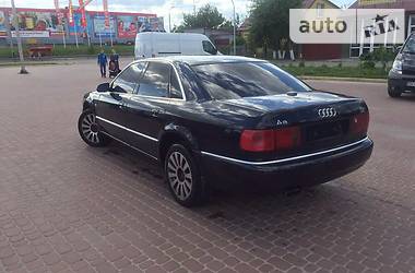 Седан Audi A8 1999 в Ровно