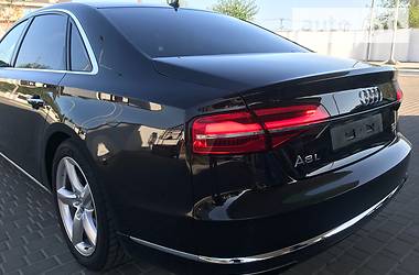 Седан Audi A8 2016 в Одесі