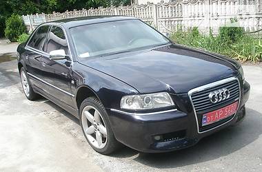 Седан Audi A8 2000 в Нововолынске