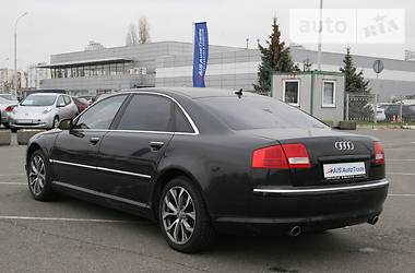 Седан Audi A8 2004 в Киеве