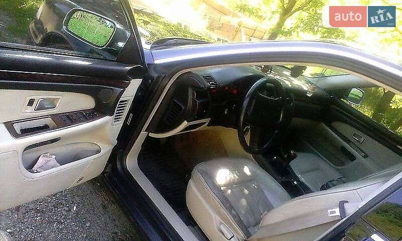 Седан Audi A8 1997 в Тячеві