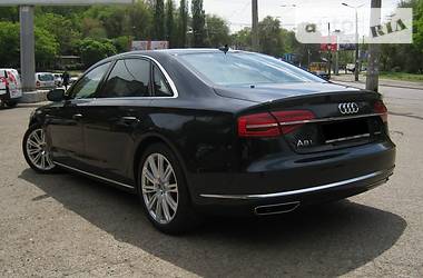 Седан Audi A8 2016 в 