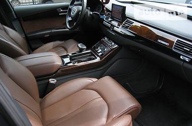 Седан Audi A8 2016 в 