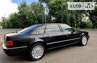 Седан Audi A8 2002 в Киеве