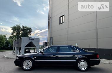 Седан Audi A8 2002 в Киеве