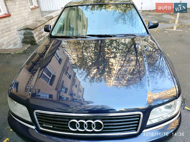 Седан Audi A8 1999 в Києві
