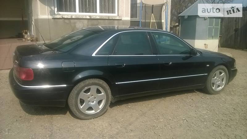 Седан Audi A8 2001 в Борщеві