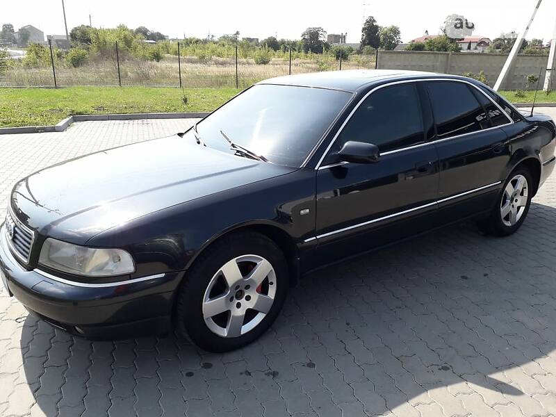 Седан Audi A8 2002 в Львове