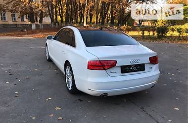 Седан Audi A8 2014 в Староконстантинове