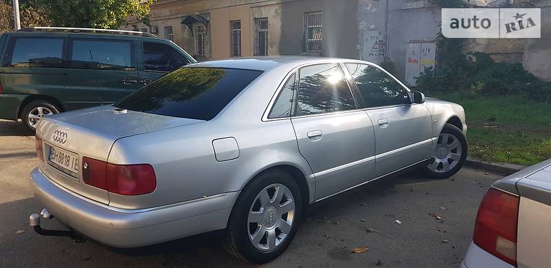 Седан Audi A8 2001 в Одессе