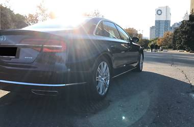 Седан Audi A8 2016 в 