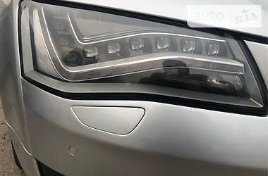 Седан Audi A8 2011 в 