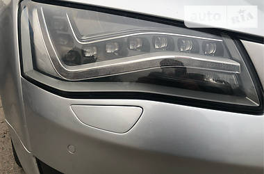 Седан Audi A8 2011 в 