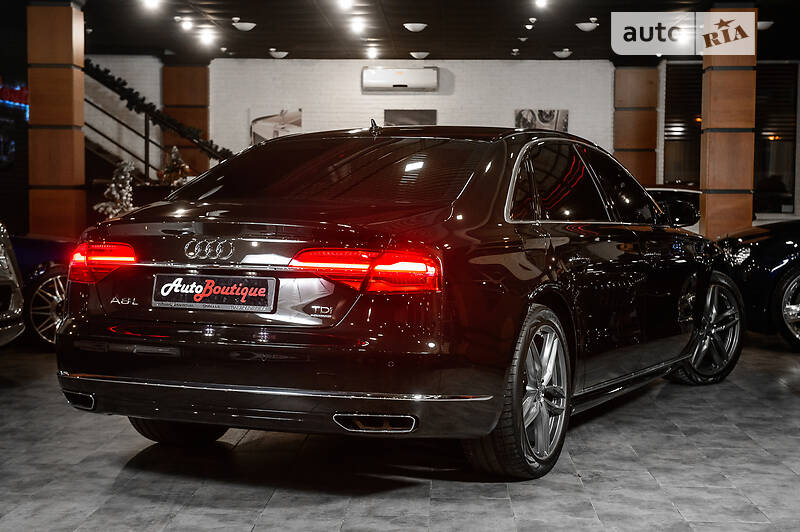 Седан Audi A8 2017 в Одессе